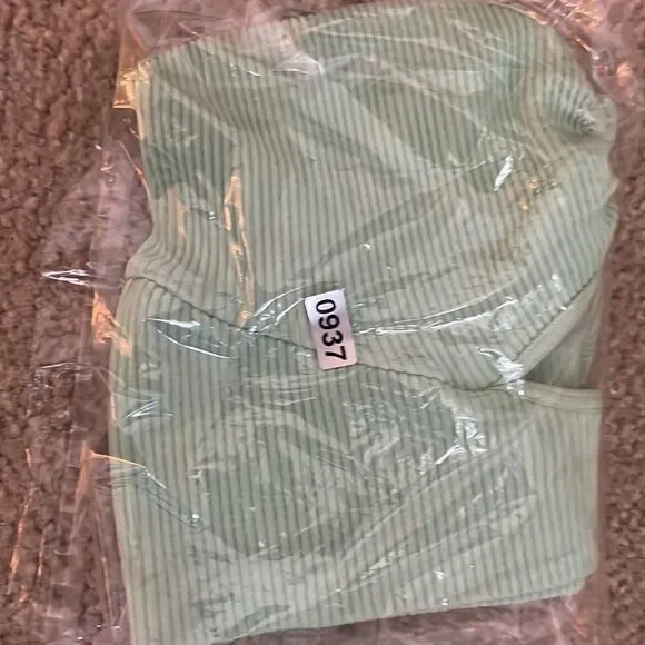 FP Movement Women's Free Throw Strappy Back Cutout Crop Tank Size XS - Picture 6 of 6